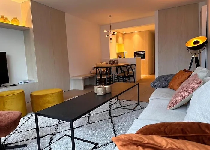 Oasis Luxury In Centre Apartment